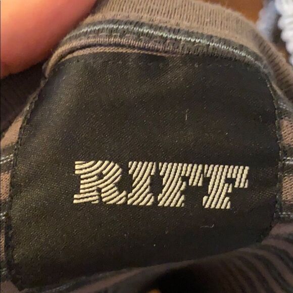 Riff It’s Only Rock N Roll Graphic Long Sleeve Shirt - Picture 4 of 7